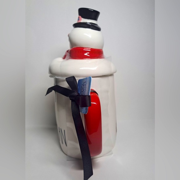 NWT ⛄️♥️ Rae Dunn Frosty the Snowman Lidded Christmas Mug - Picture 3 of 10